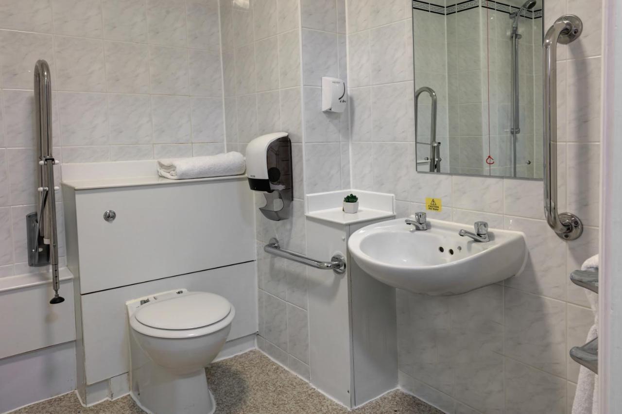 Orchid Epsom; Sure Hotel Collection By Best Western Eksteriør billede
