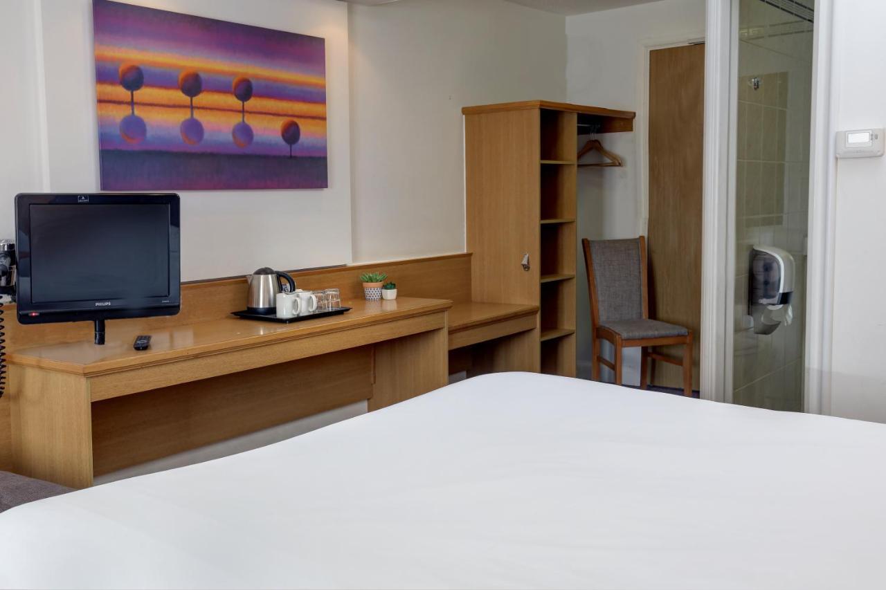 Orchid Epsom; Sure Hotel Collection By Best Western Eksteriør billede